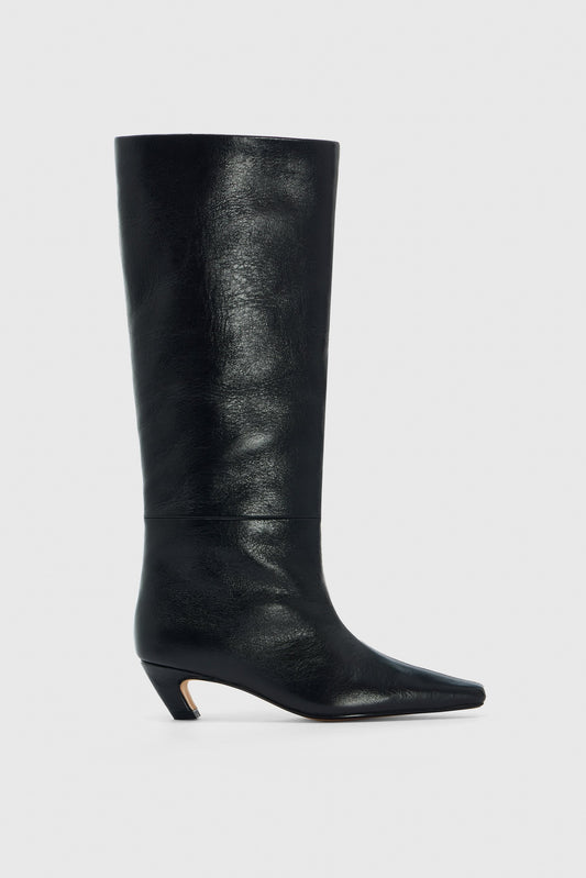 BLACK LEATHER KNEE HIGH BOOTS