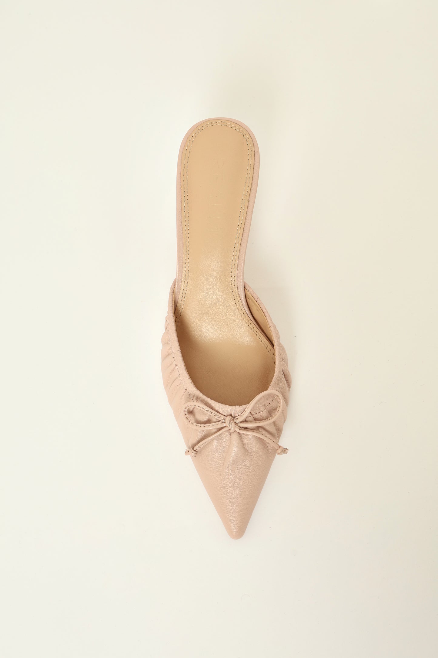 THE COURTS | BLUSH LEATHER