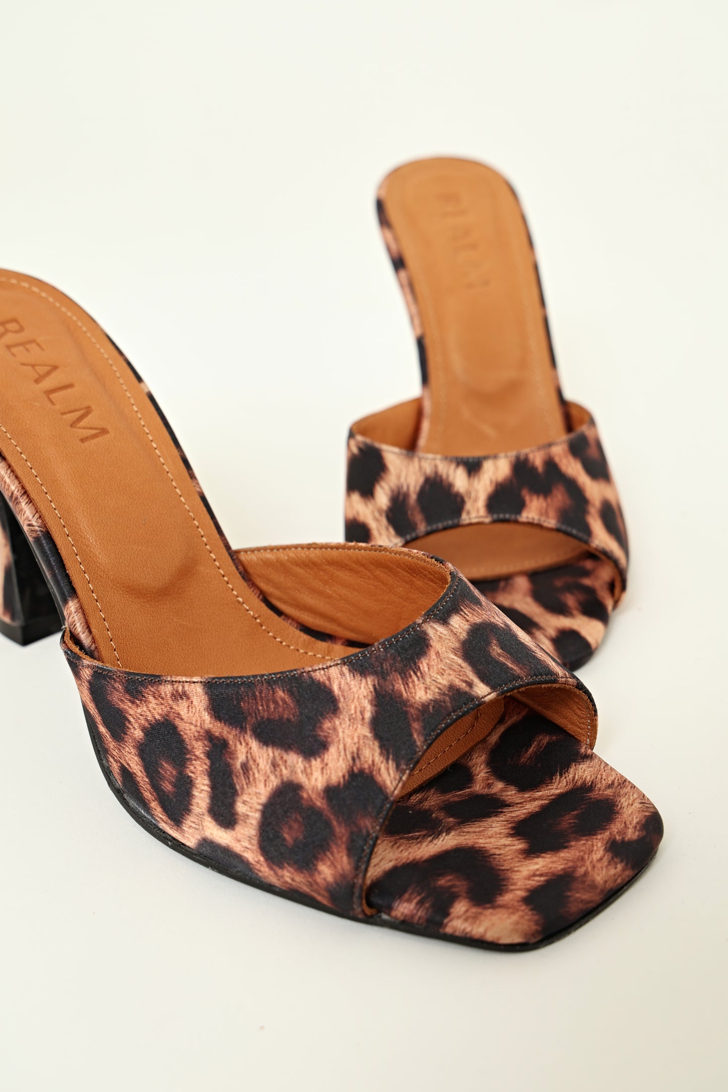 THE MULES | LEOPARD SATIN