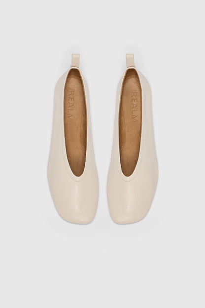 Cadence Ballet Flats | Ecru Leather
