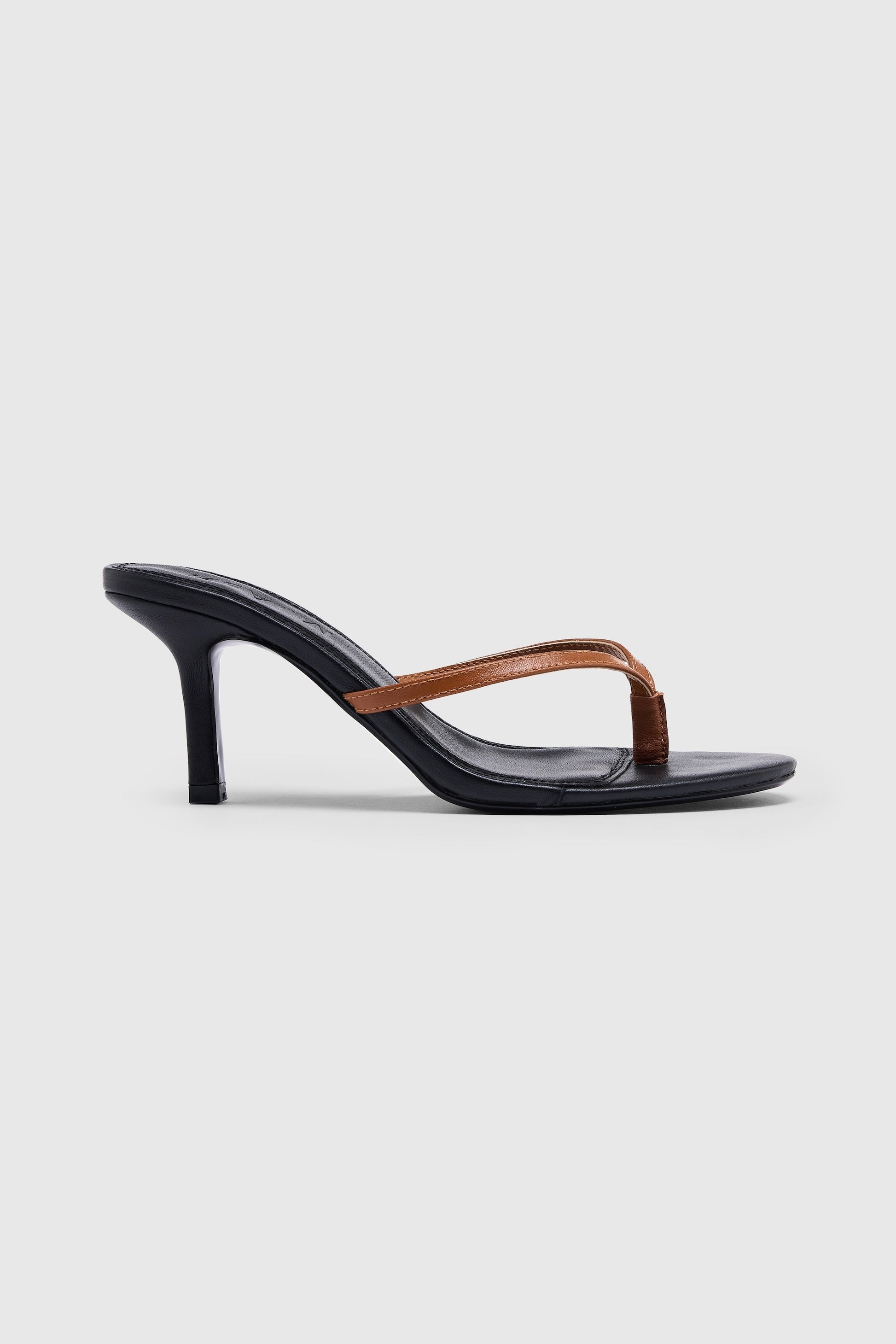 Tan toe thong kitten heel sandals 